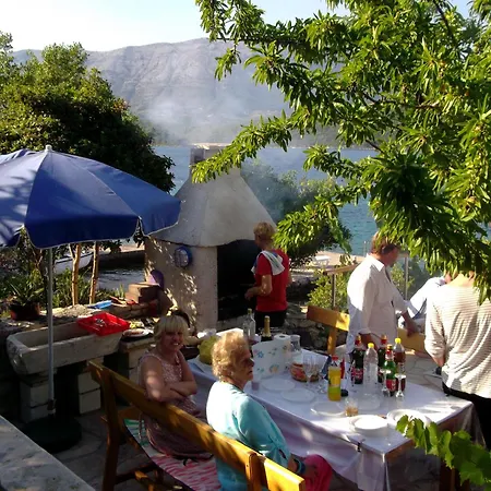 Guest house Soline Lumbarda