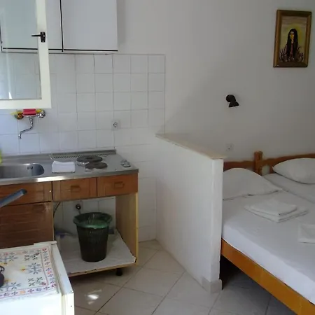 Guest house Soline Lumbarda